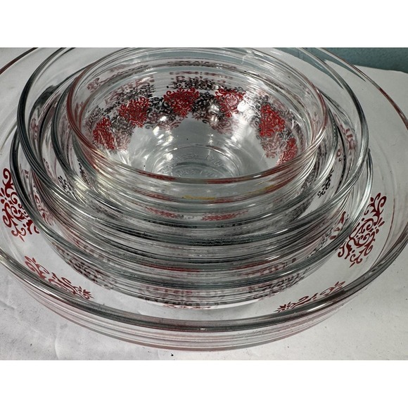 Vintage Durable Heat Resistant  Nesting Bowls Set Of 7 Red Black Floral - Picture 8 of 8